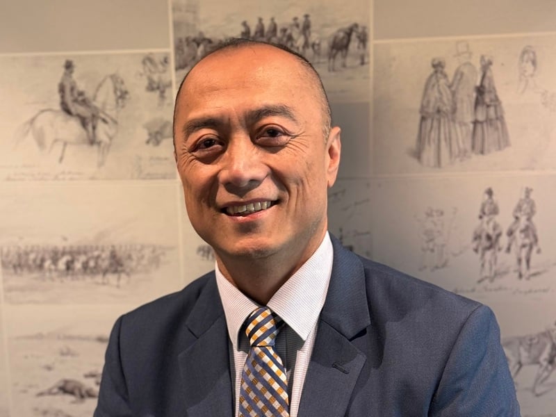 Pirates, police, parliament: Trung Luu's refugee story