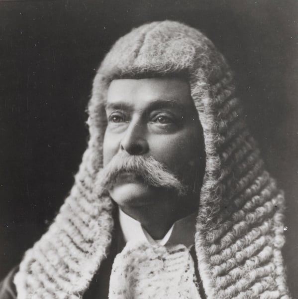 Walter Manifold